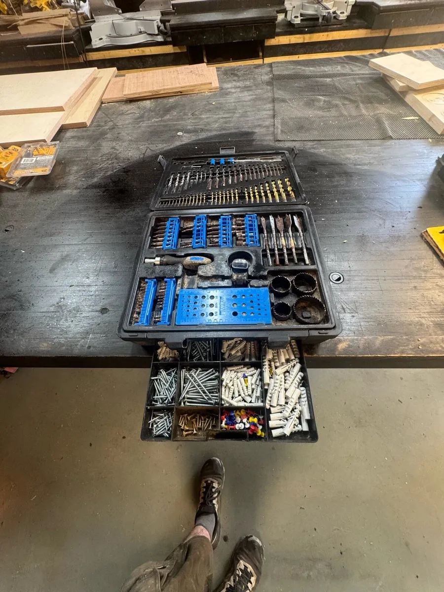 SDs drill, circular saw, elec planer, bits, radio - Image 3