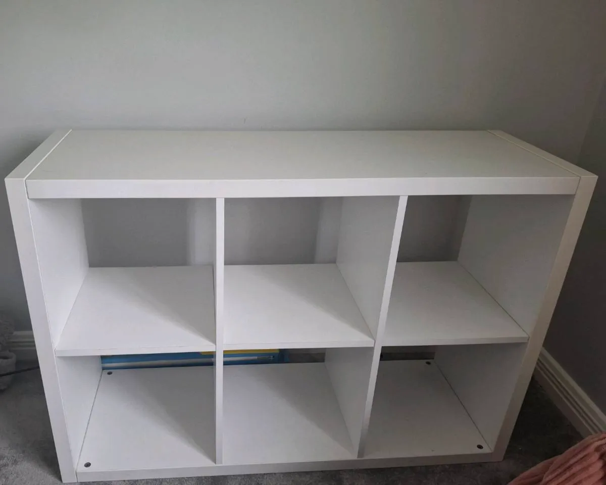 Bookshelf