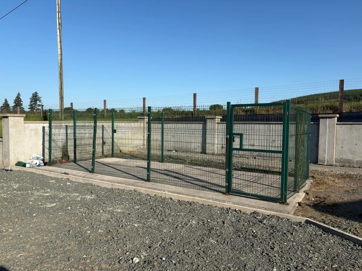 Security Fencing/ Dog Run - Image 1