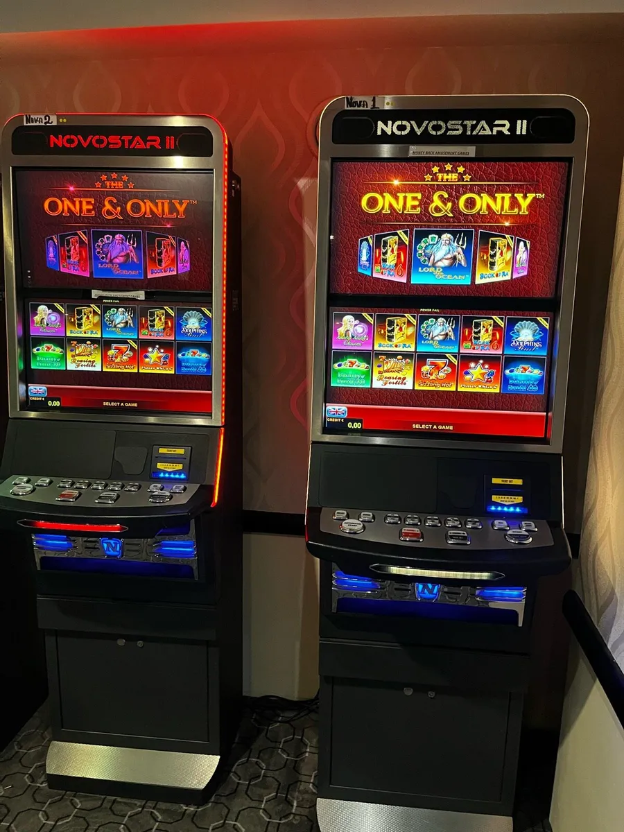 Casino machines - Image 1