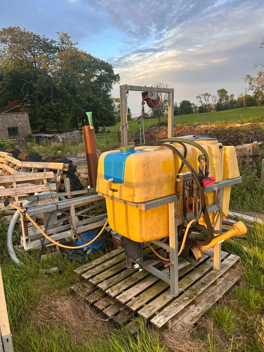 Jarmet 400 litre sprayer - Image 2