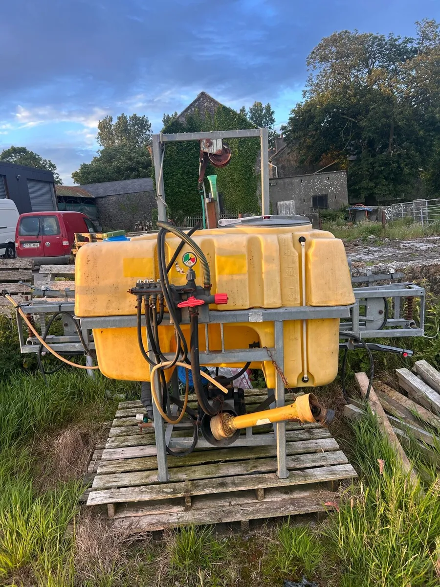 Jarmet 400 litre sprayer - Image 1