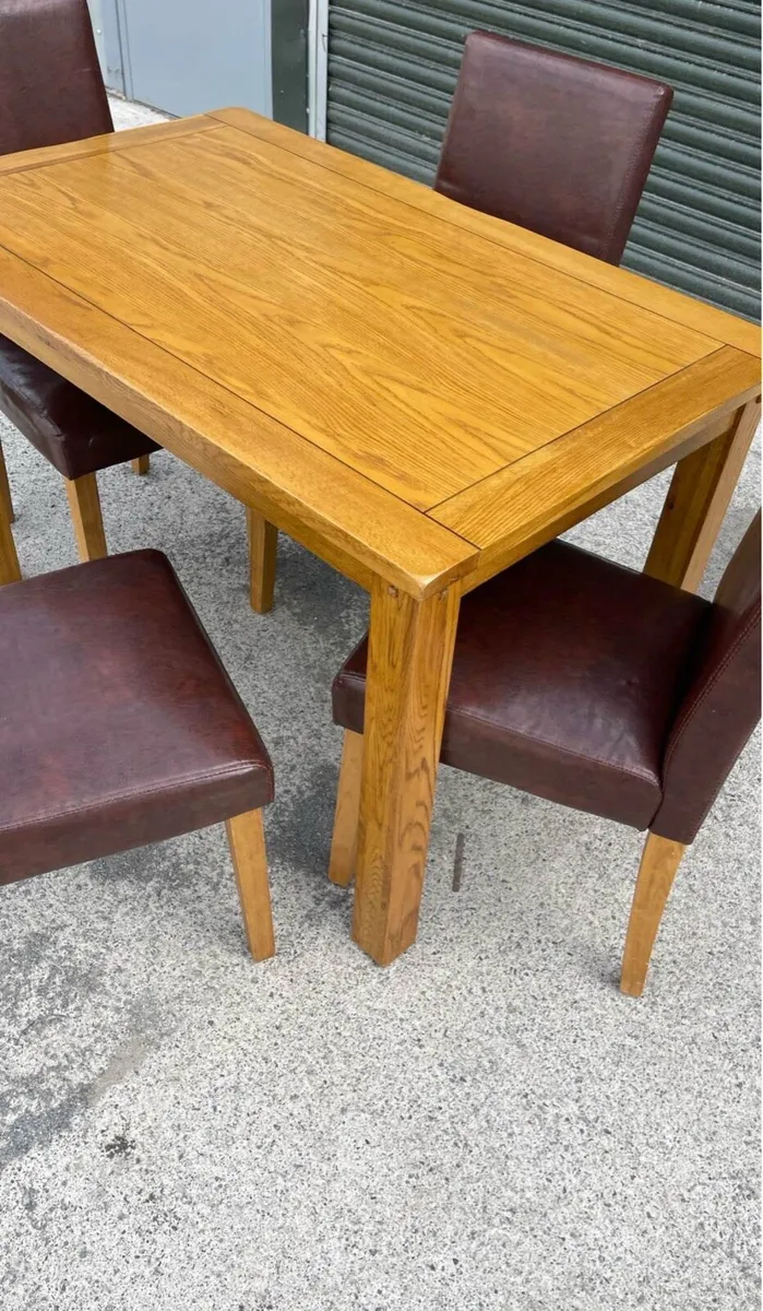 Dinning table with chairs - Image 4