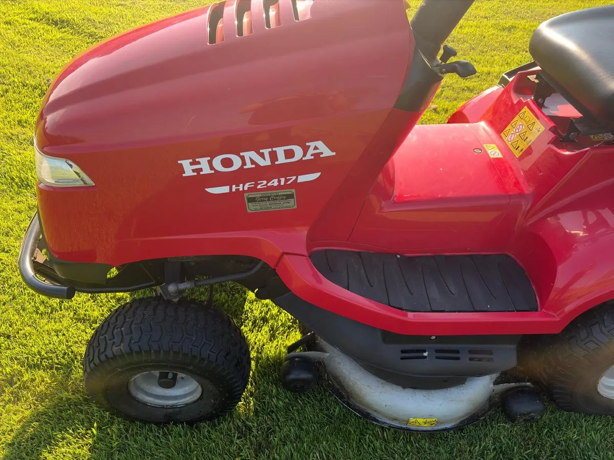 Honda 2417 Ride On Mower - Image 3