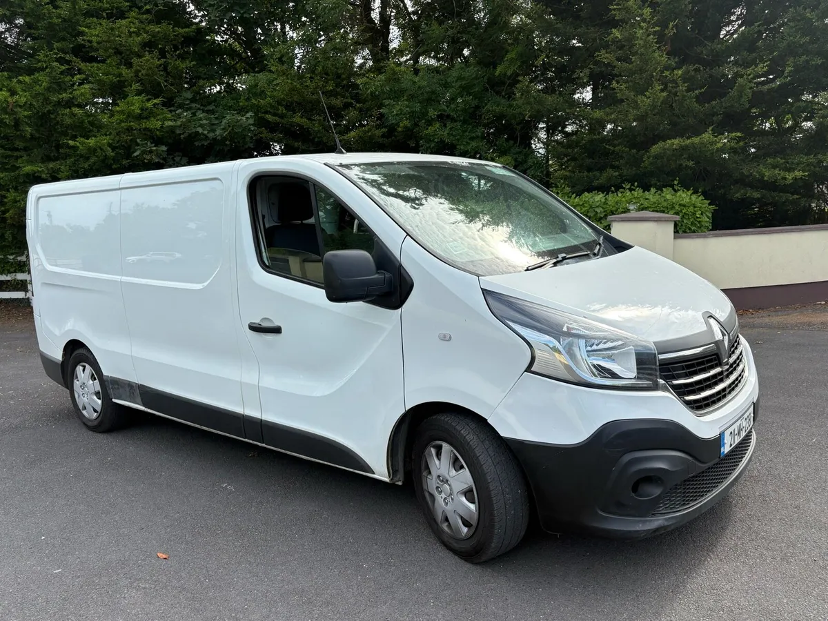 2021 Renault Traffic A/C Doe 2/27 SWB - Image 4