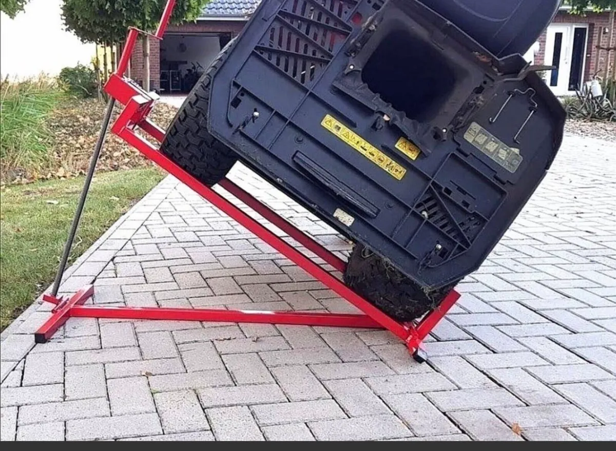 Lawnmower lift - Image 1
