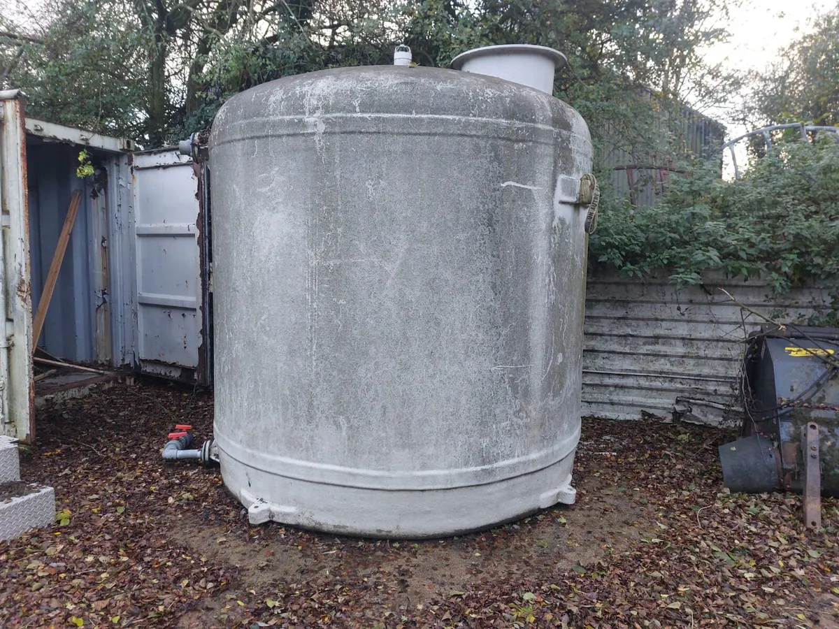 Water Tanks for Sale - Image 2