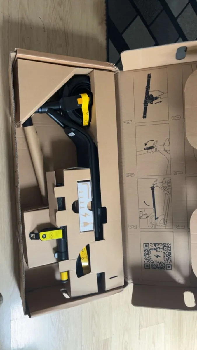Electric scooter - Image 2