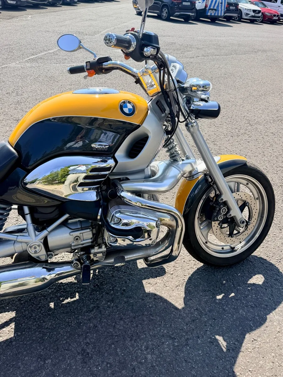 BMW R1200C Motorcycle - Image 3