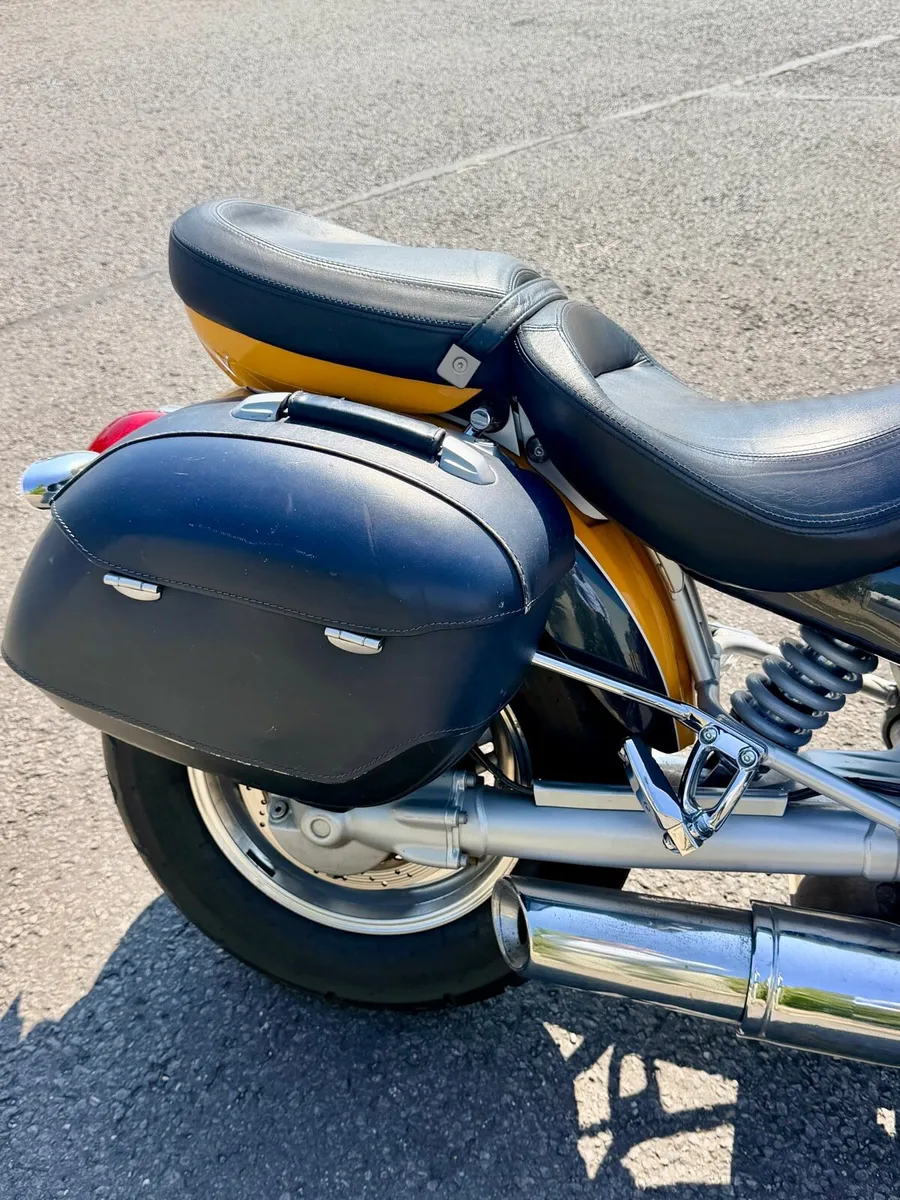 BMW R1200C Motorcycle - Image 2