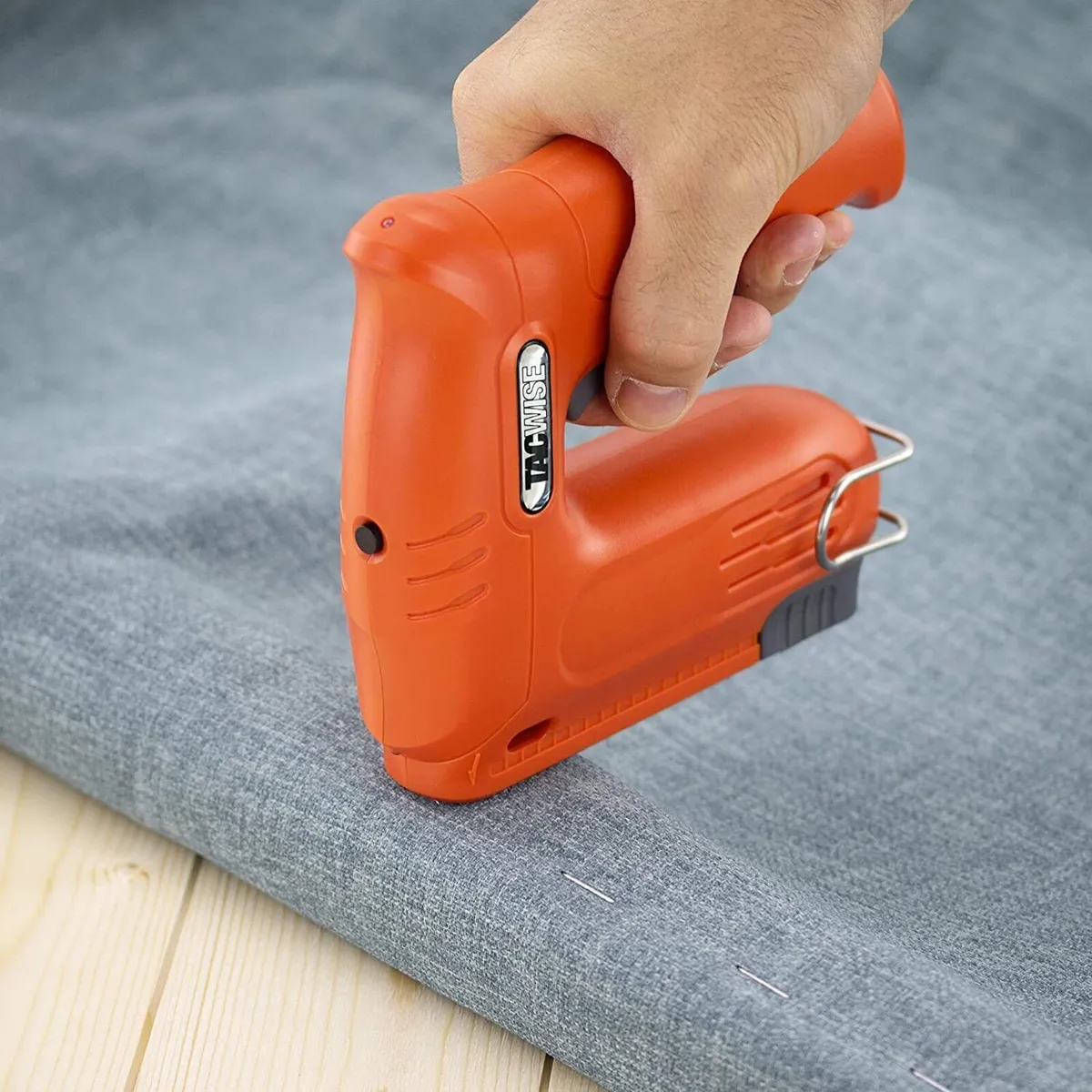 Cordless 4V Nail Gun with Storage Bag Included - Image 2