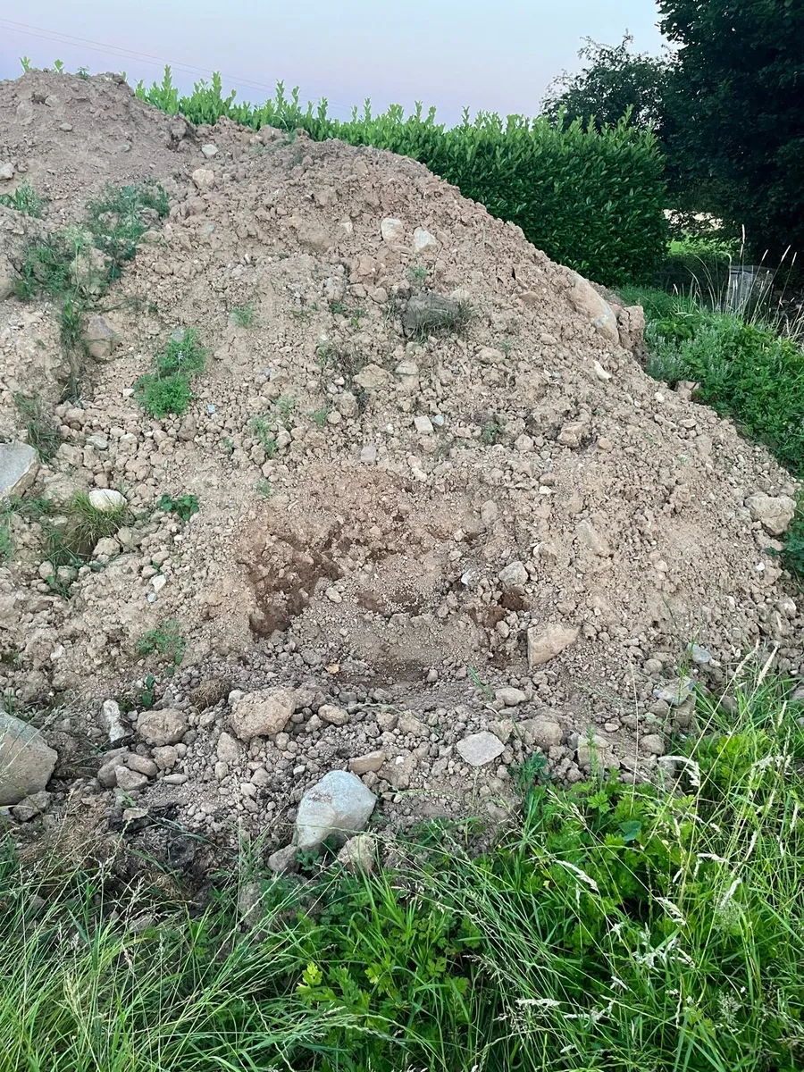 Free topsoil/ stone- collection fermoy area - Image 4