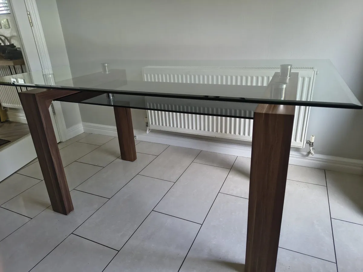 Glass top classic living room table. - Image 1