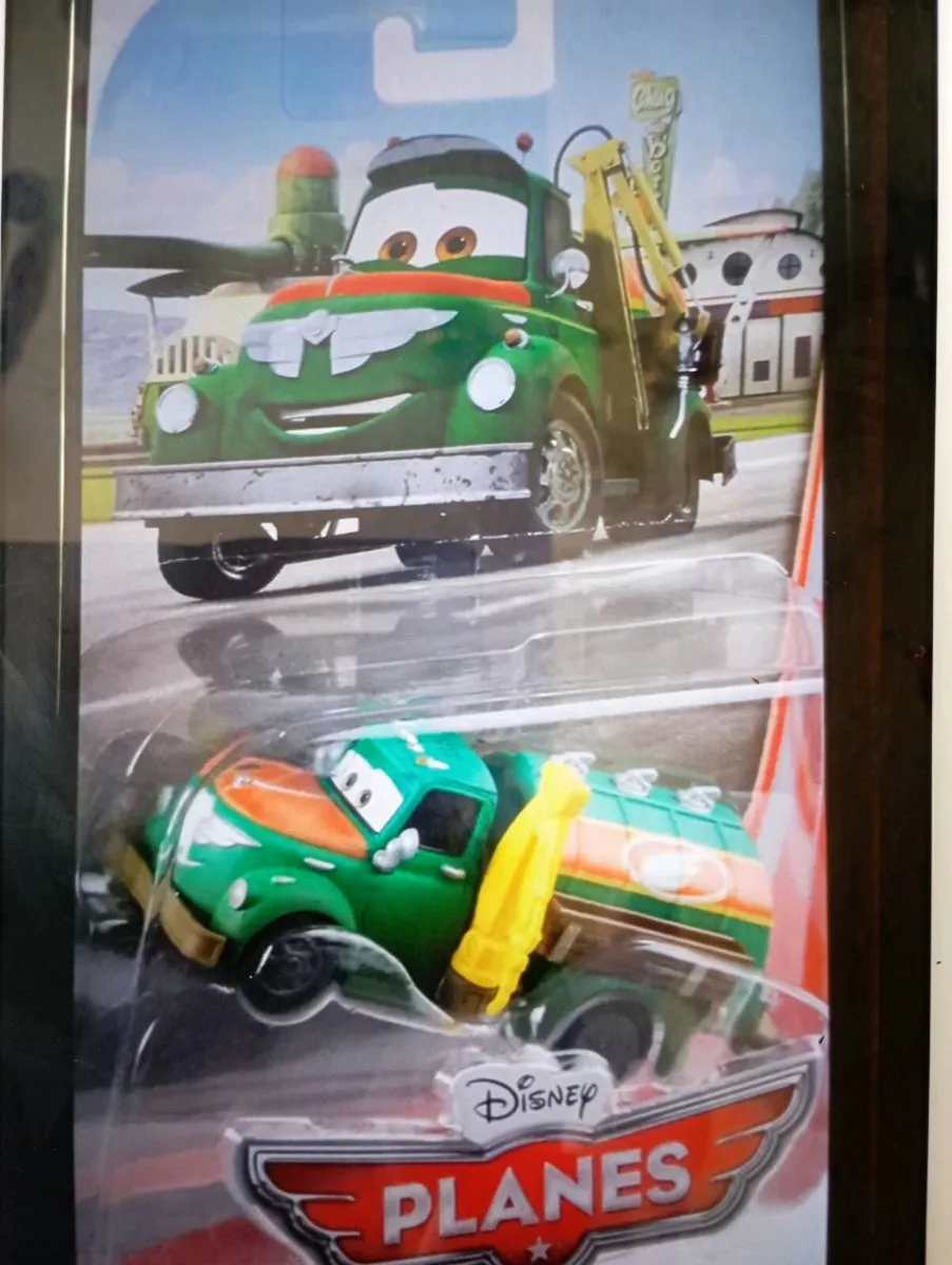 DISNEY PIXAR PLANES CHUG FIRE & RESCUE DIE-CAST MO - Image 1