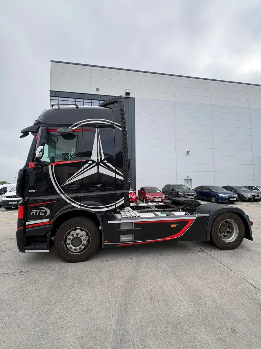 Mercedes-Benz Actros 2016 - Image 3