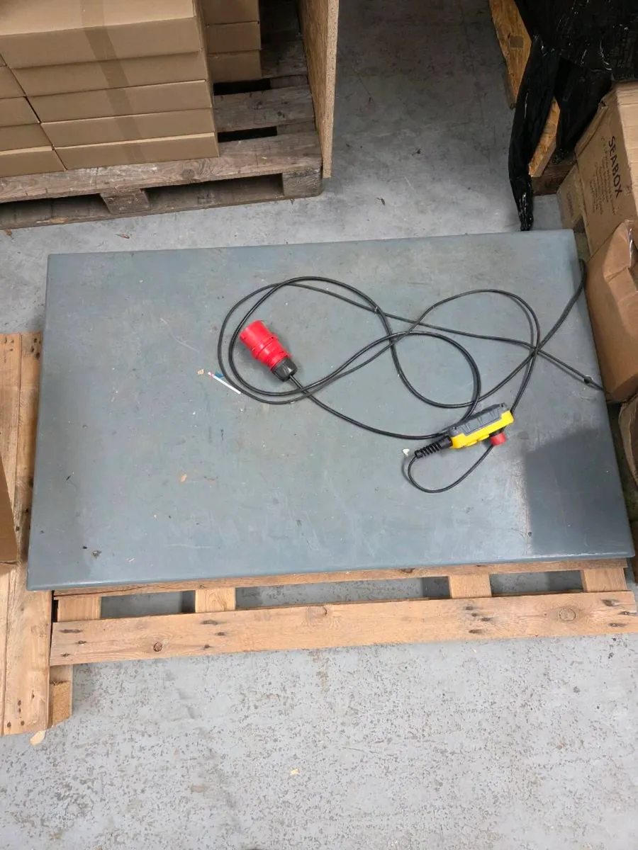 Translyft Lifting Work Bench - Image 3