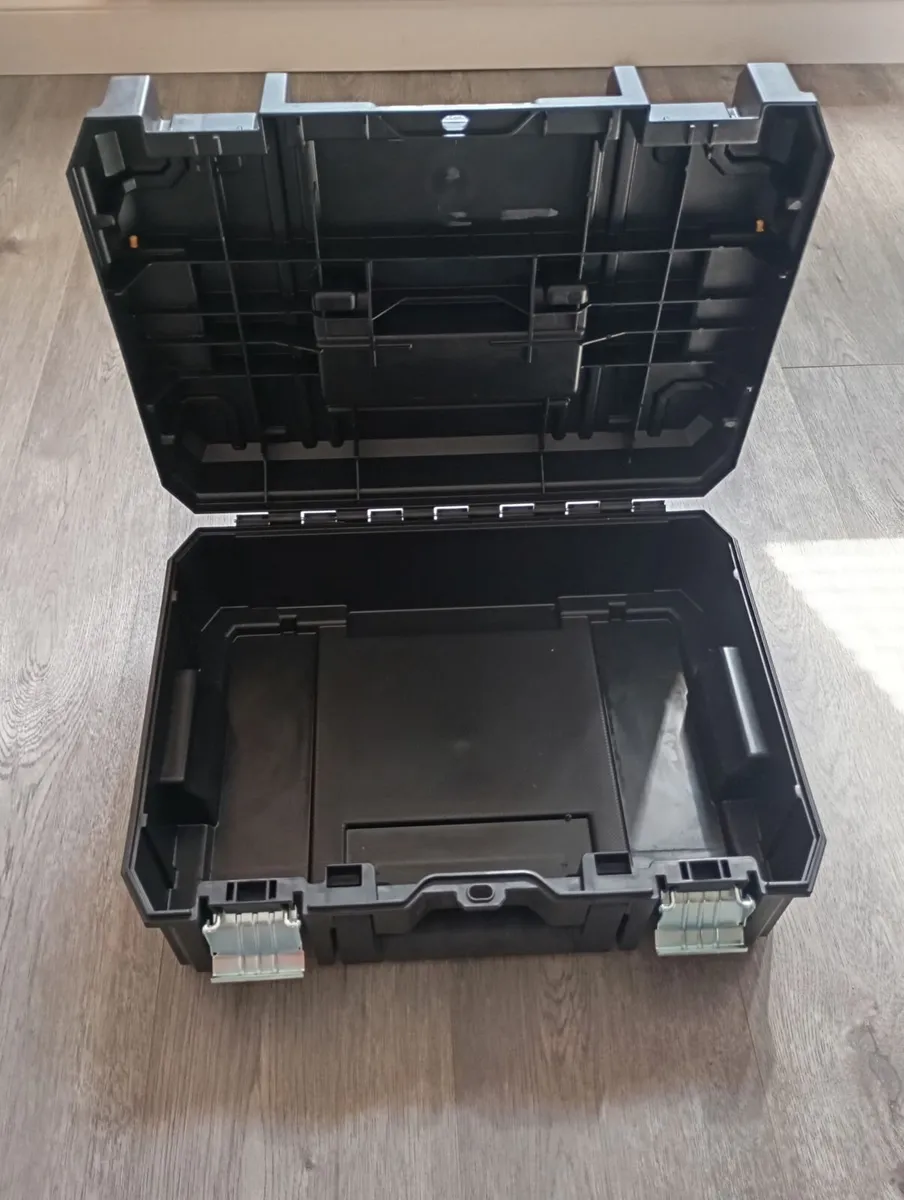DeWalt TSTAK Storage Boxes - Image 3