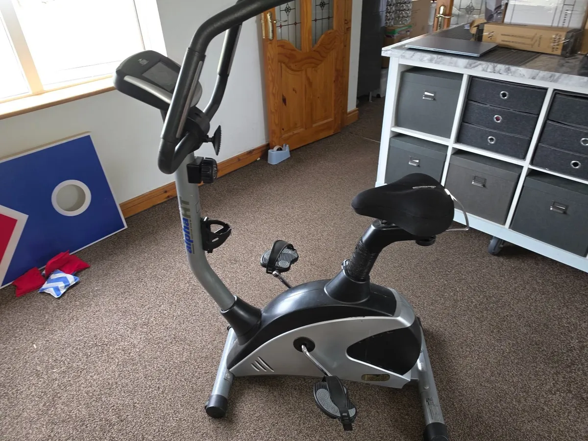 Exercise bike - Image 2