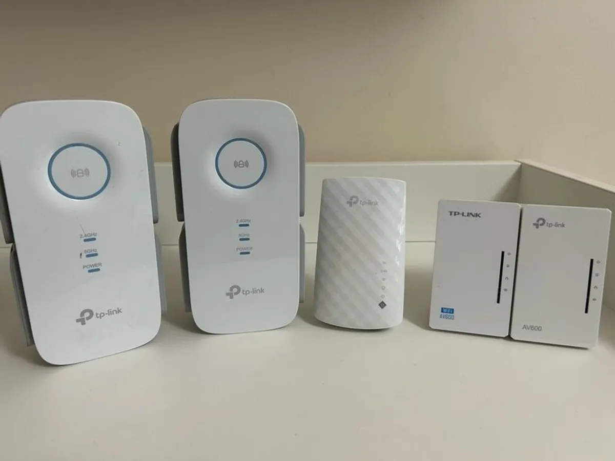 Wifi Extenders - Image 1