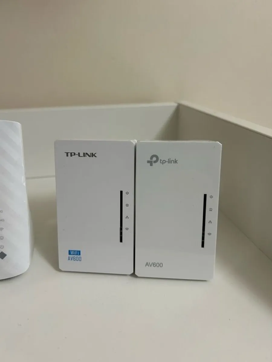 Wifi Extenders - Image 4
