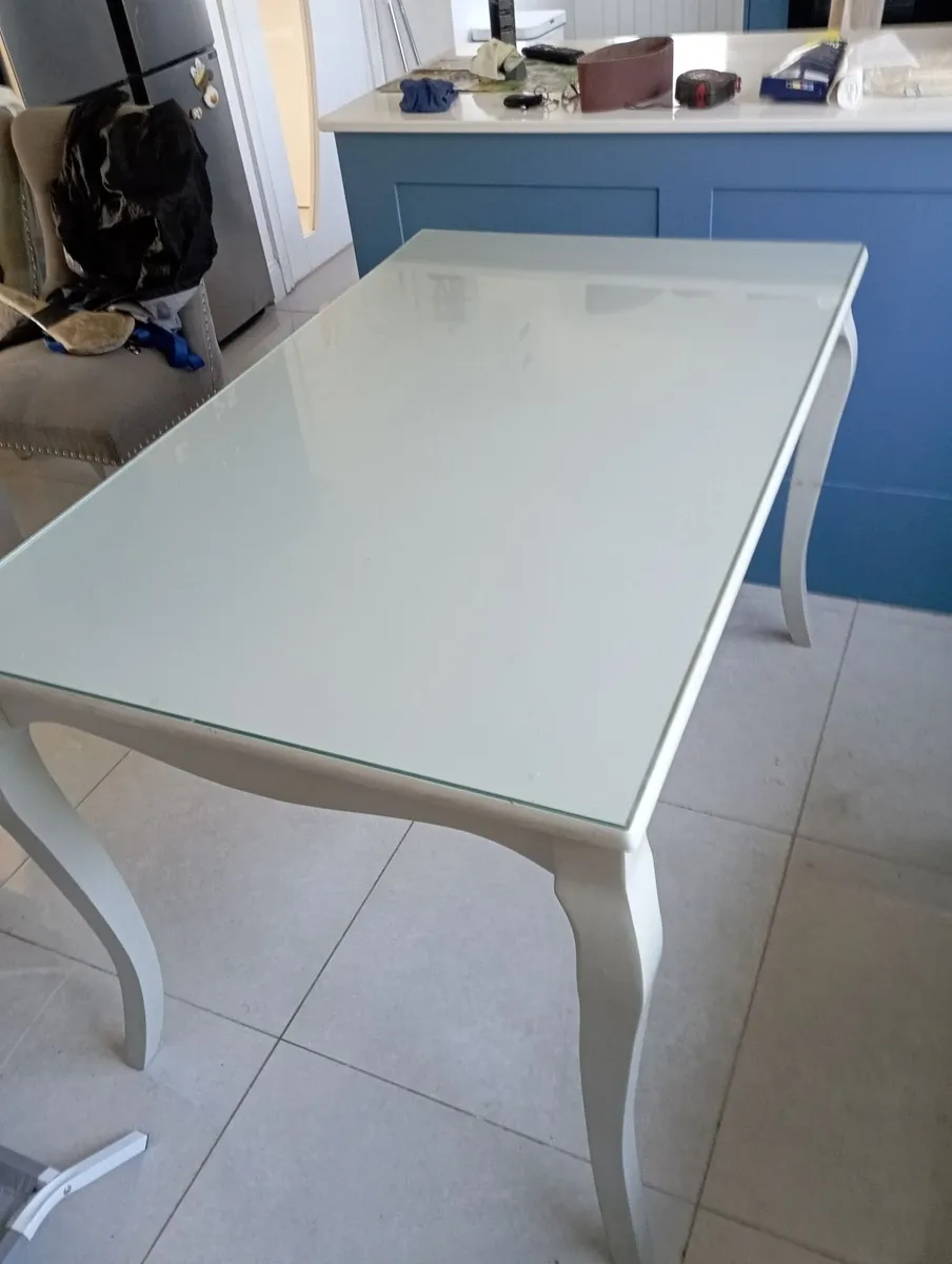Dinner table with tempered glass - Image 2