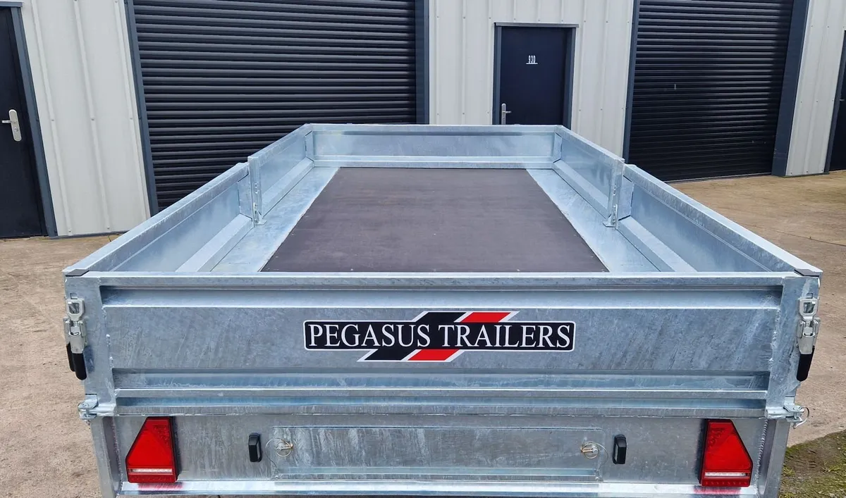 drop side/flatbed  trailer ,tri axel for sale - Image 3