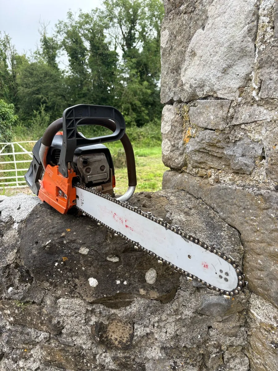 Oleo Mac Chainsaw - Image 4