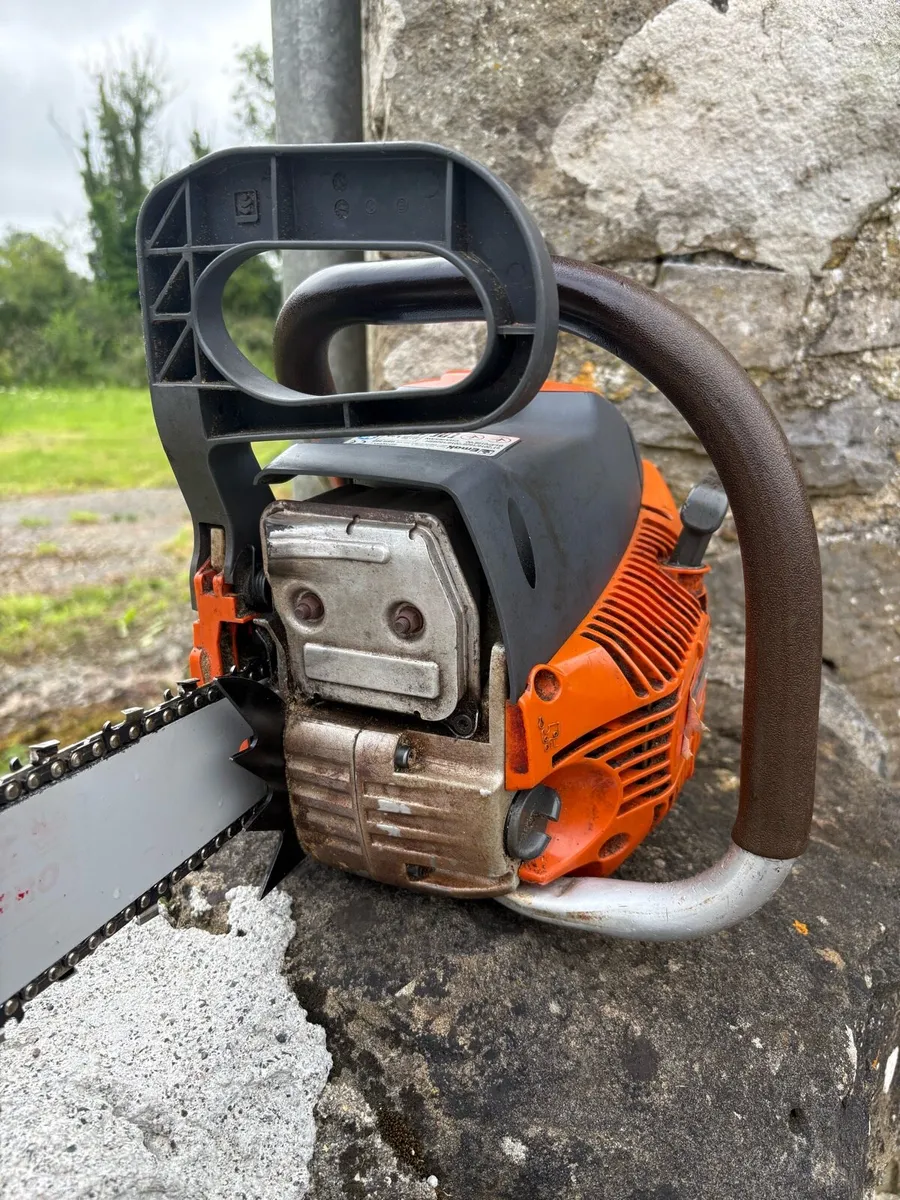 Oleo Mac Chainsaw - Image 2