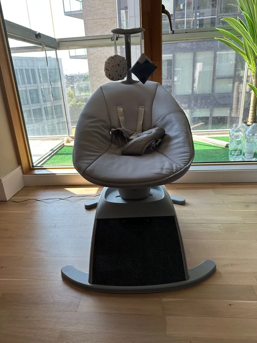 Chicco Comfy Wave Electronic Baby Rocker - Image 1