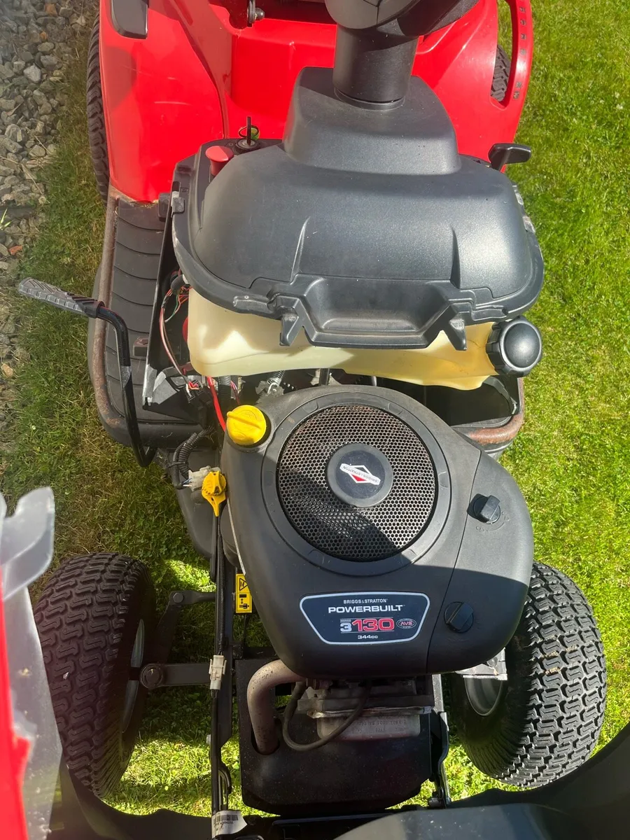 Ride-on lawnmower - Image 2