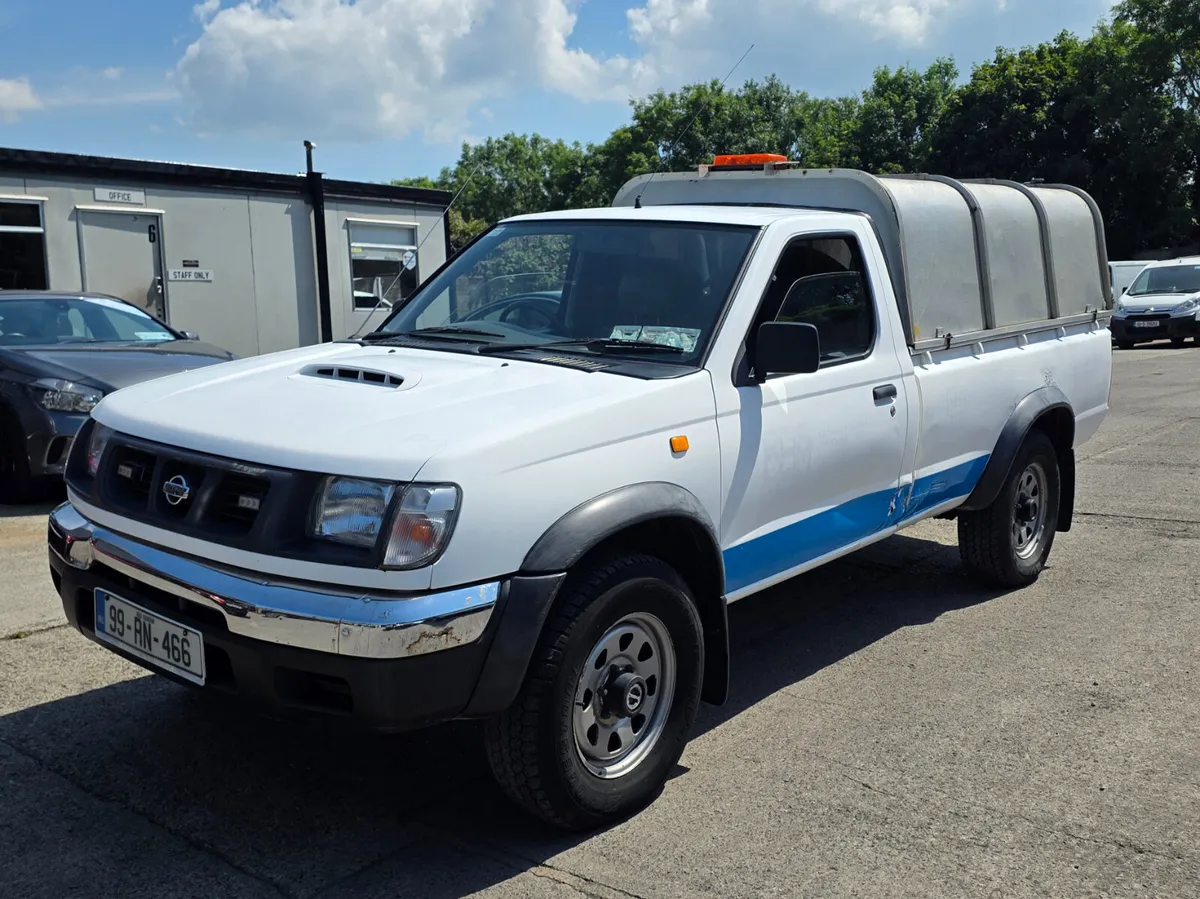 99 Nissan navara 2.5 3 seater pickup 1 owner - Image 3