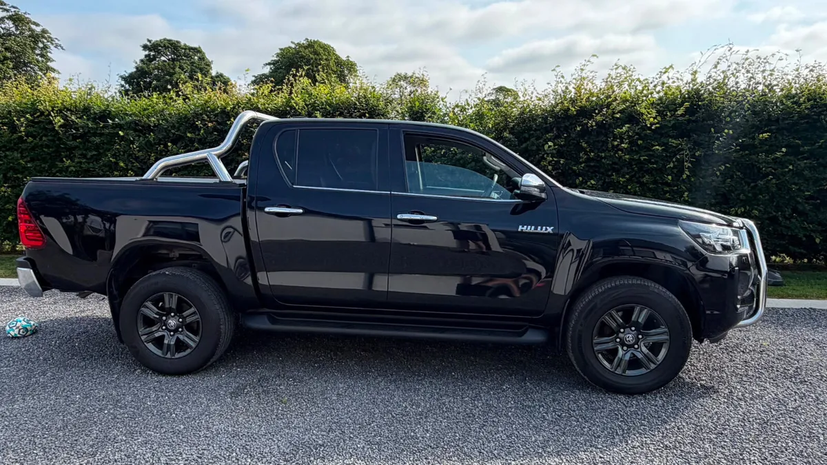 2022 Toyota Hilux Icon 5 Seat N1 Crewcab - Image 2