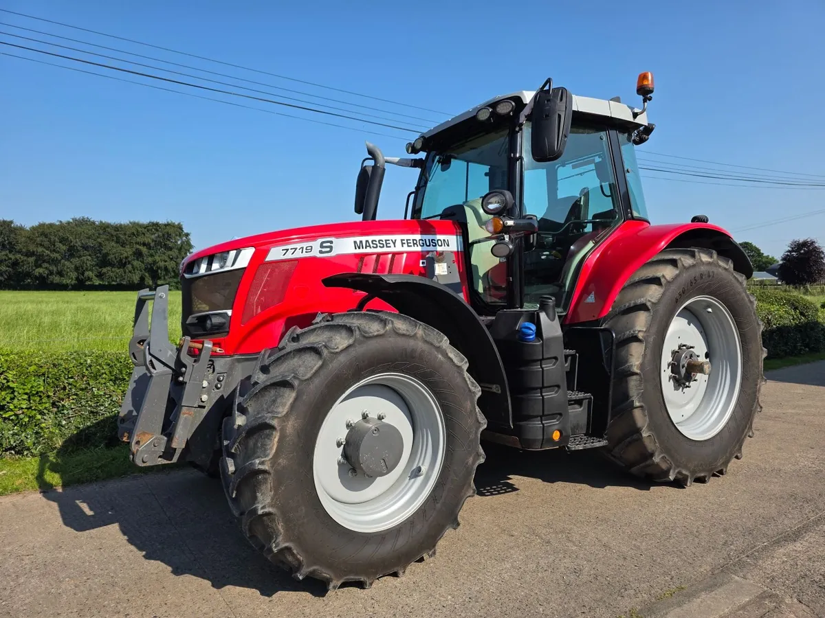 Massey Ferguson 7719S - Image 1