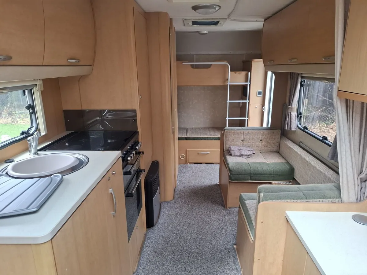 Abbey Cardinal 6 Berth Caravan 2005 - Image 2