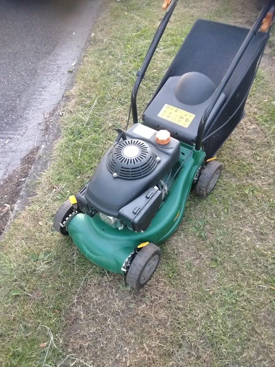 Lawnmower - Image 3