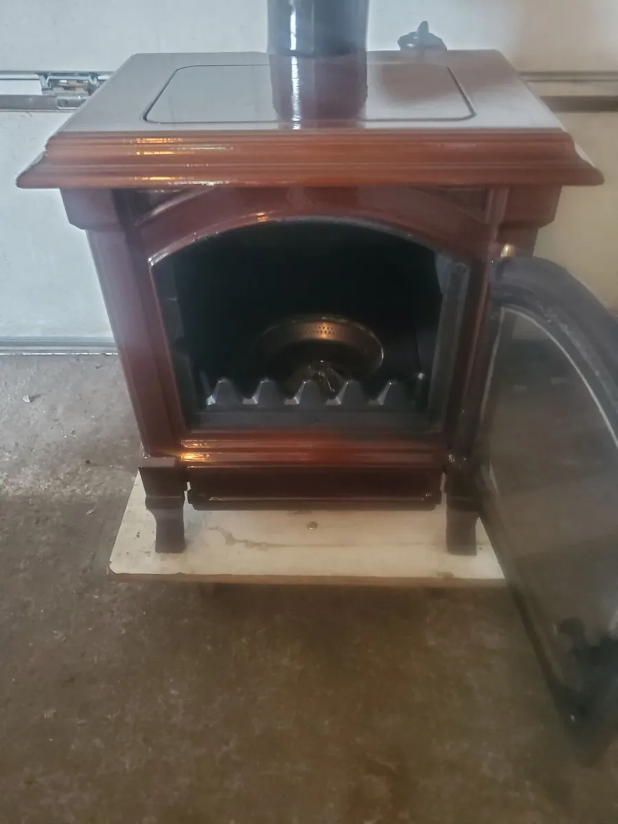 Nestor Martin 5kw oil stove fully serviced - Image 4