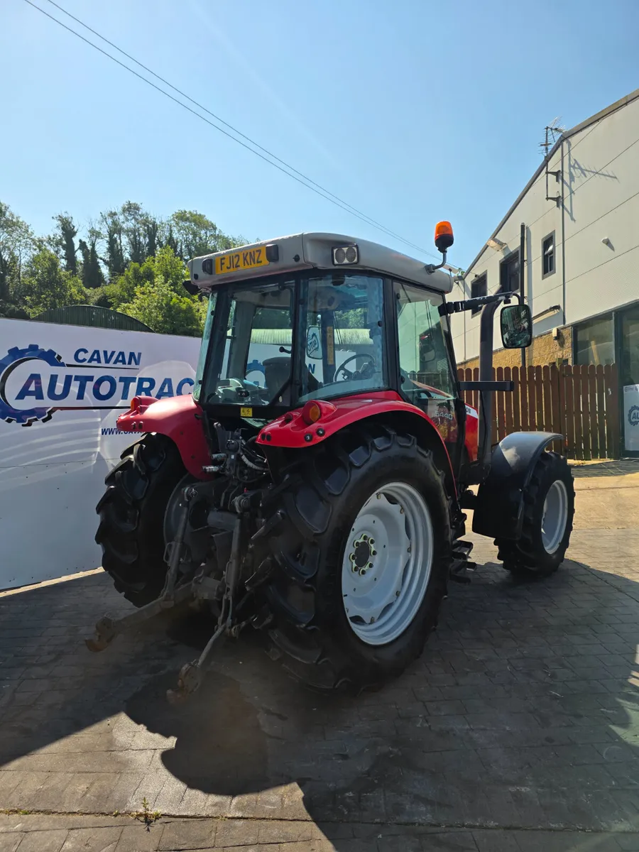 Massey Ferguson 5440 - Image 3
