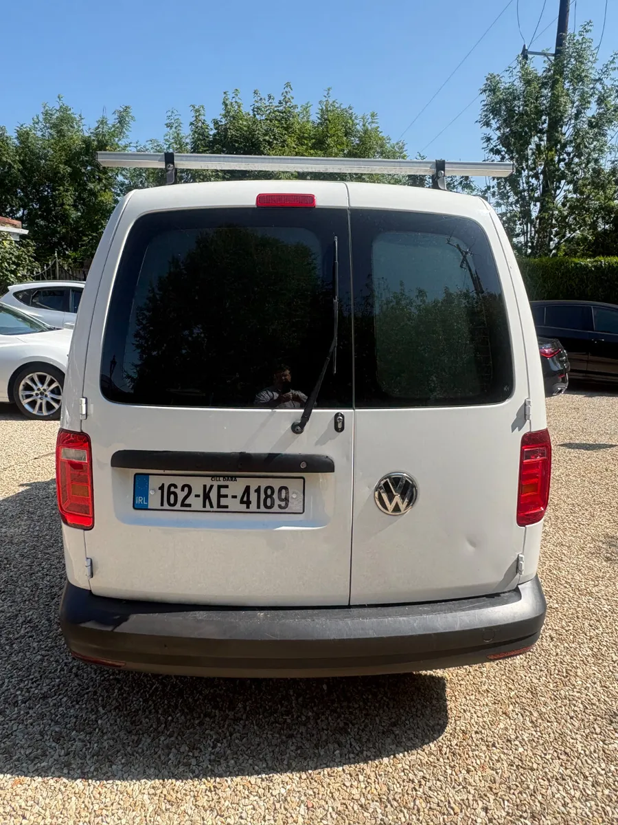Volkswagen Caddy 2016, 1.6 diesel - Image 3