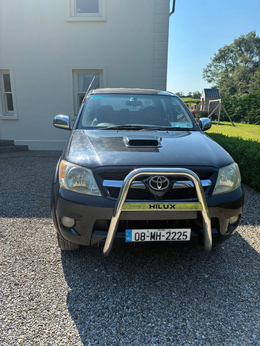 Toyota Hilux 2008 - Image 1