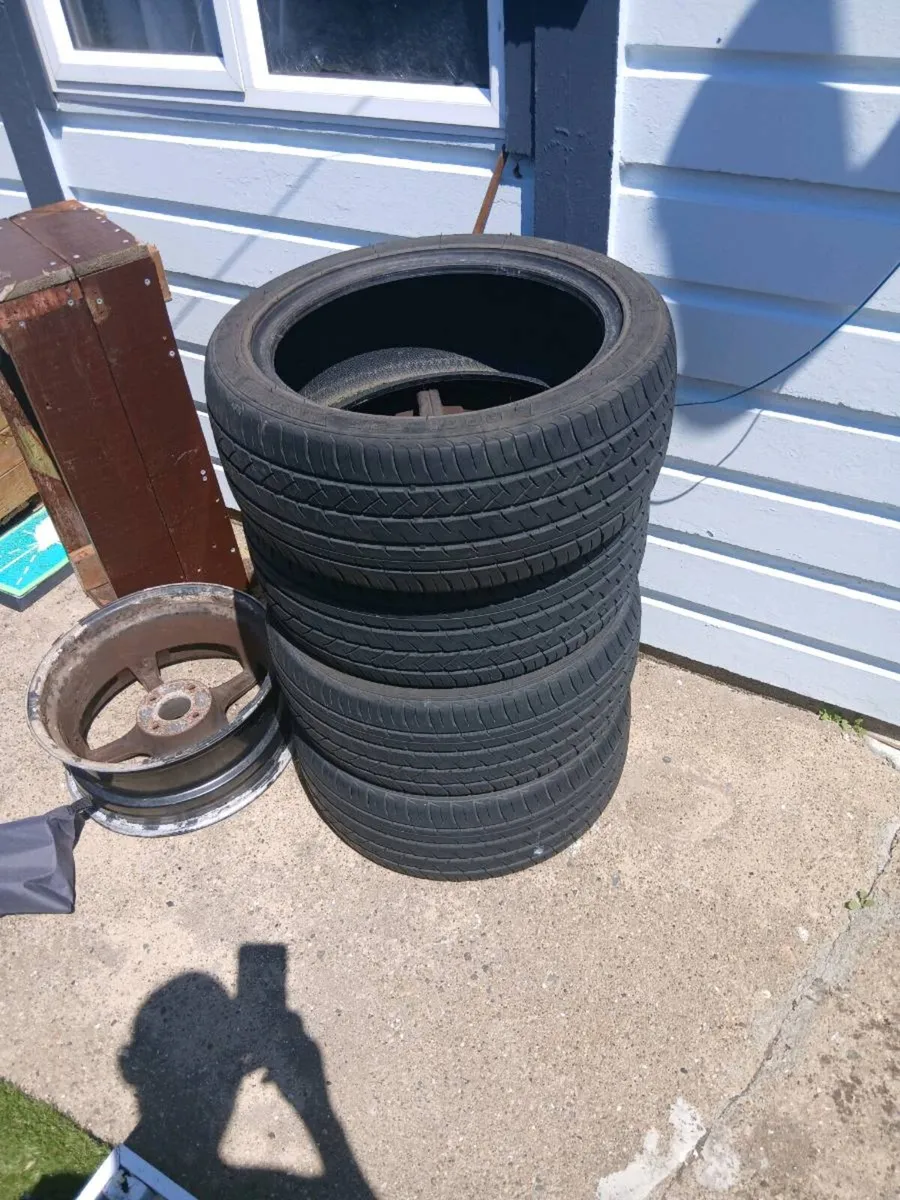 Rockblade tyres - Image 1
