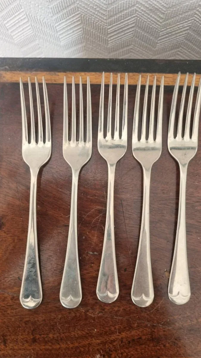 Vintage Newbridge Silver Pastry Forks - Image 1