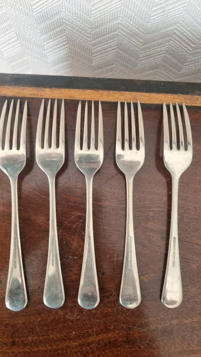 Vintage Newbridge Silver Pastry Forks - Image 2