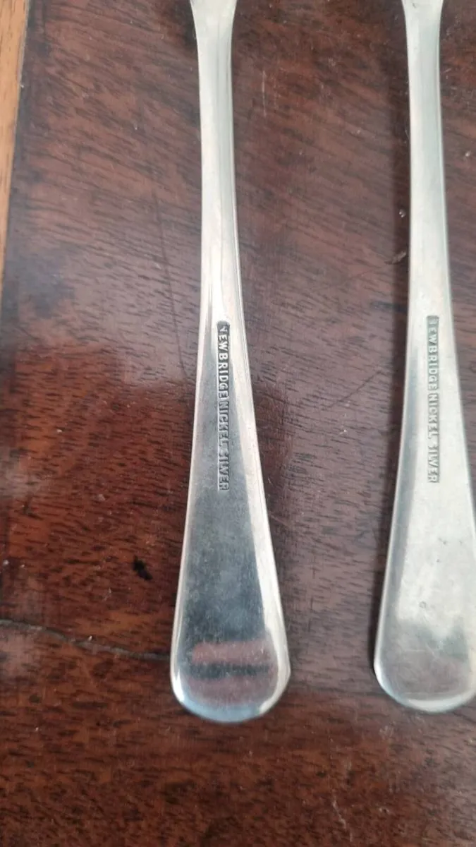 Vintage Newbridge Silver Pastry Forks - Image 3