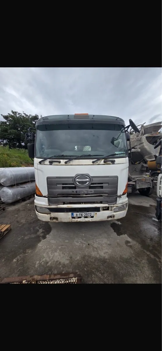 Hino 700 Tipper - Image 1