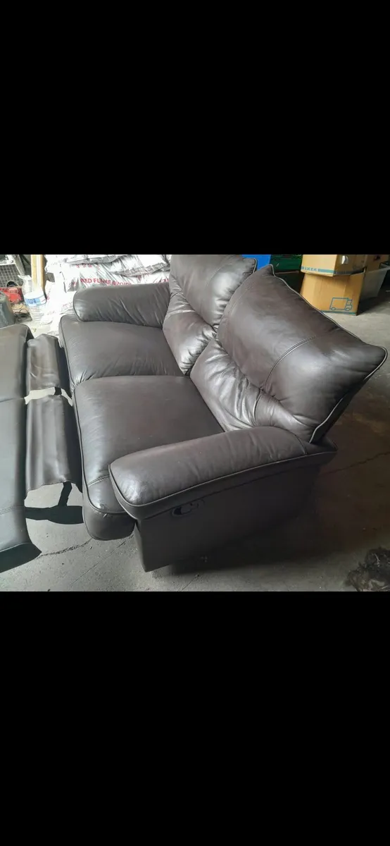 2 seat recliner - Image 1