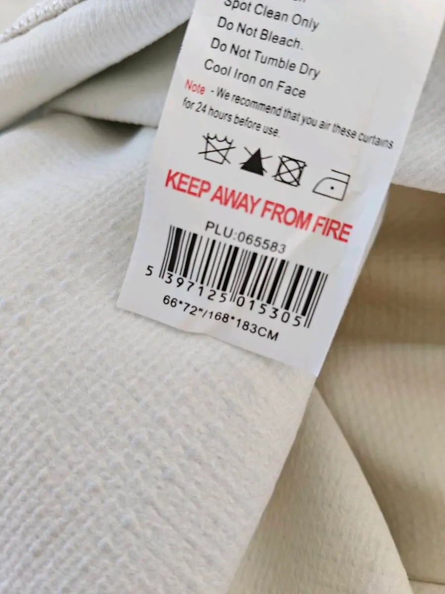 Cream curtains 66x72 and 2 matching tie backs - Image 2