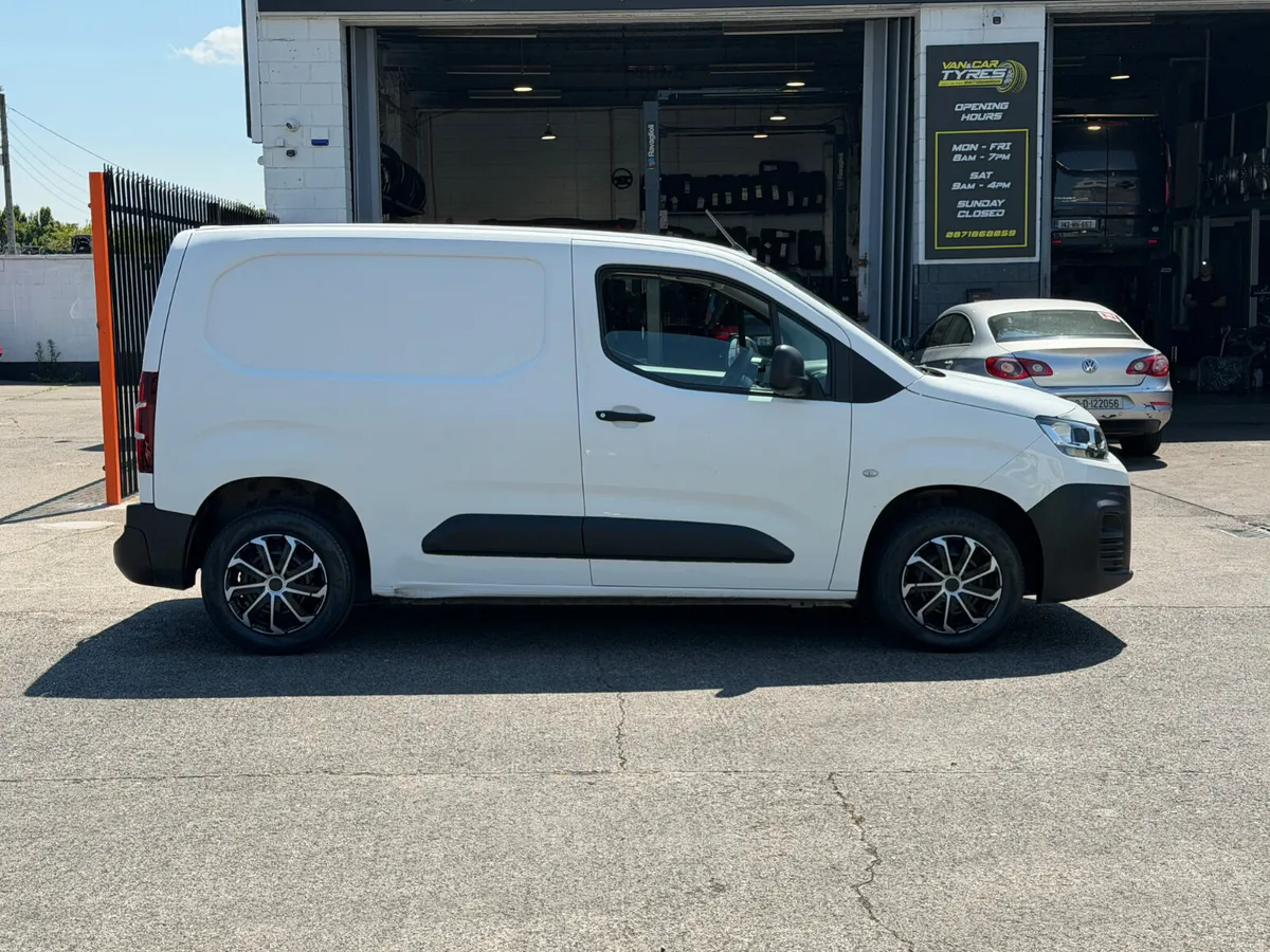Citroen Berlingo 1.5 L - Image 2
