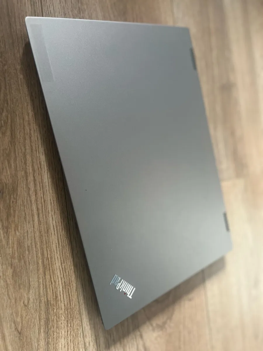 Lenovo thinkpad l380 yoga - Image 1
