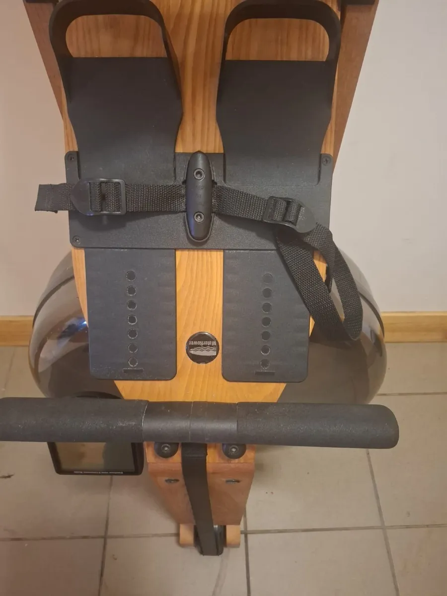 Oak  water rower with stroke and distance computer - Image 4