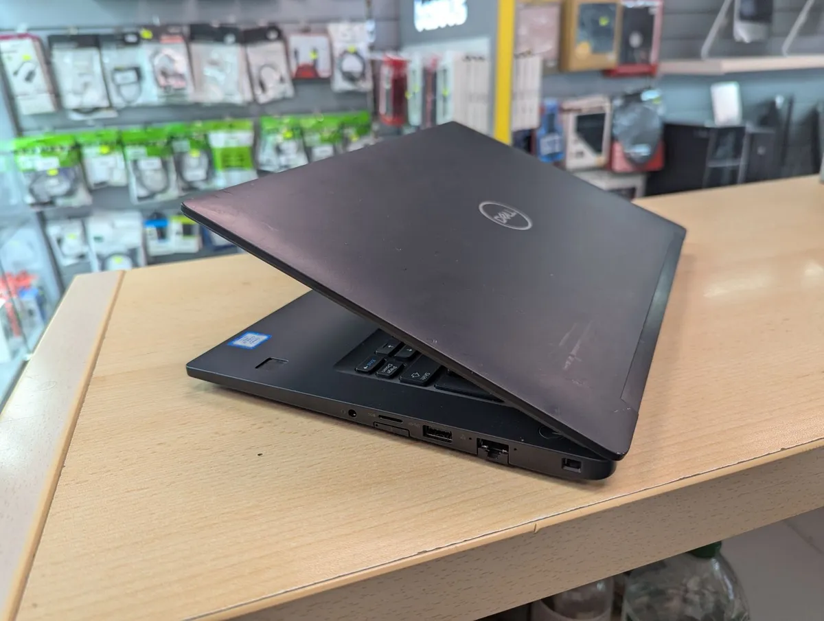Dell Latitude 7490 - Image 4